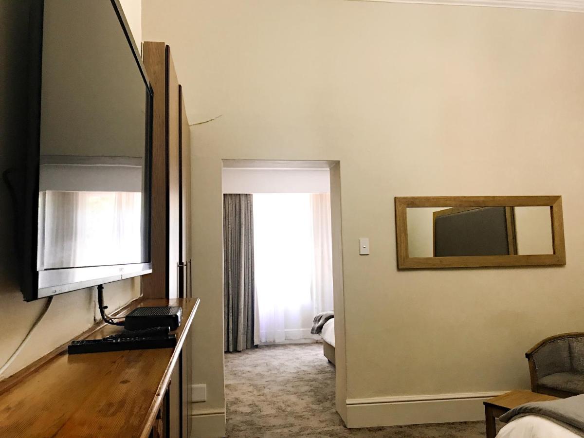 Milner Manor Hotell Grahamstown Exteriör bild