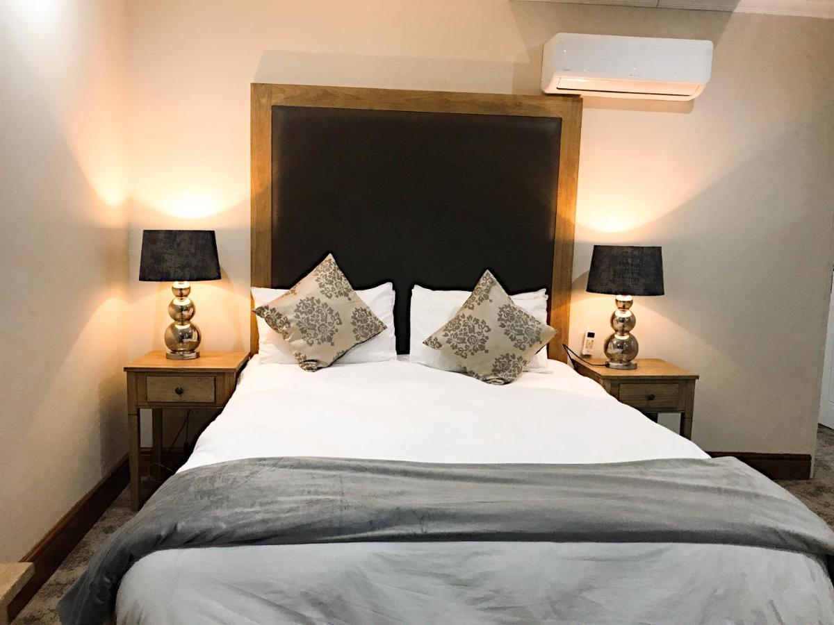 Milner Manor Hotell Grahamstown Exteriör bild