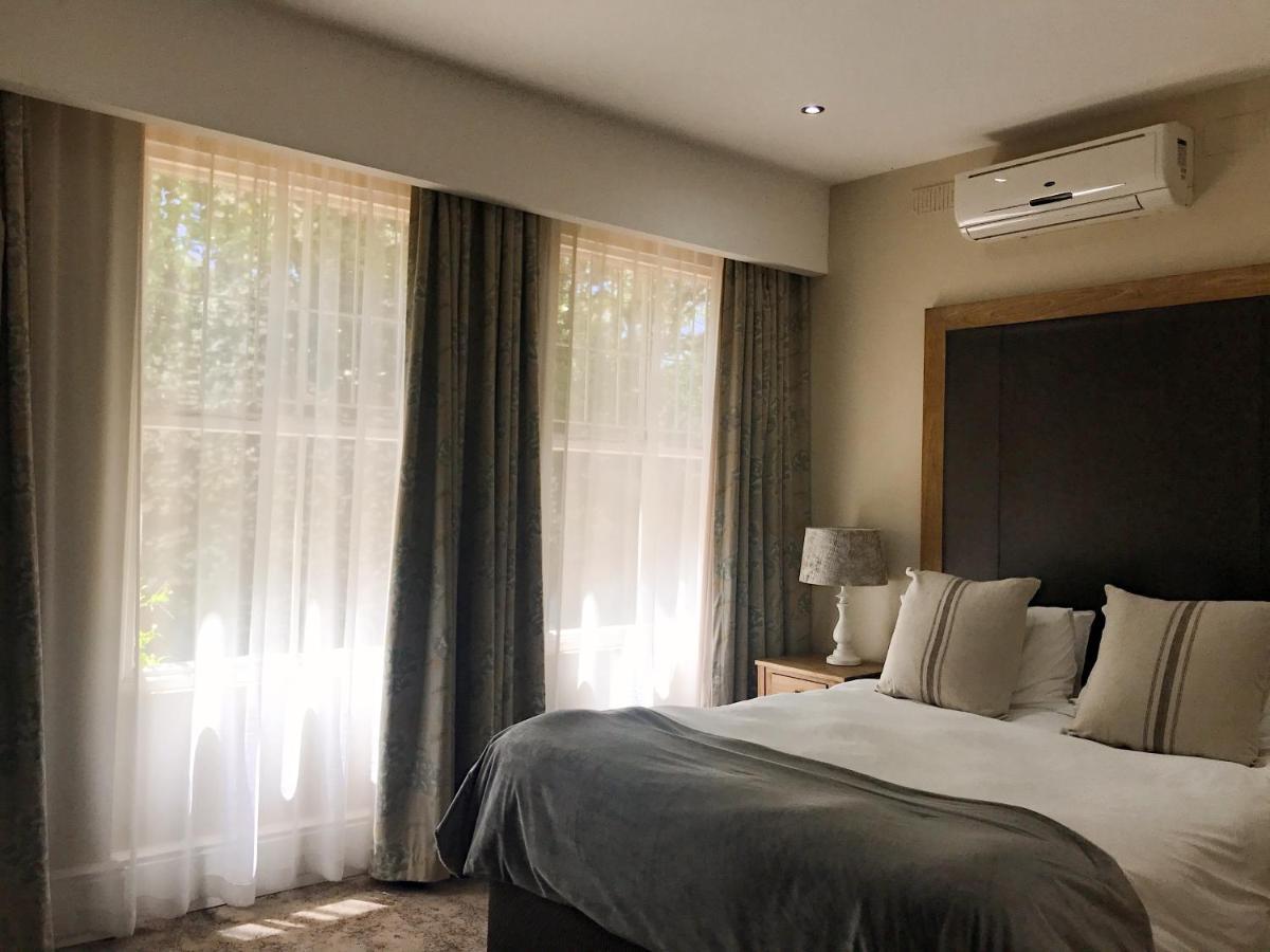 Milner Manor Hotell Grahamstown Exteriör bild